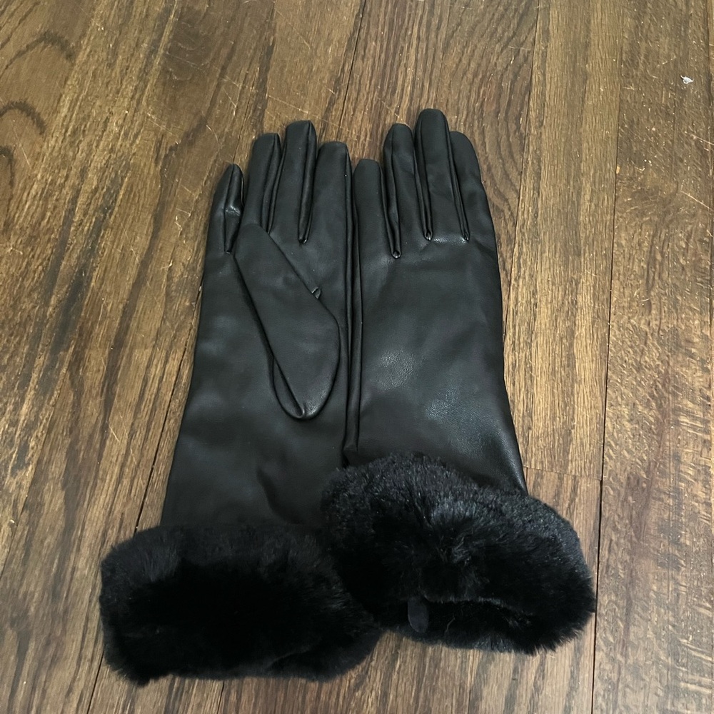 Zara winter gloves